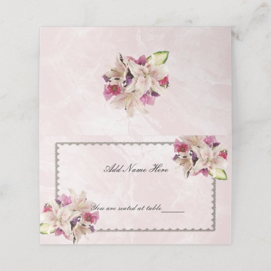 Lily Floral Pink Marmor Hochzeitstisch Platzkarte (Außenseite Aufgefaltet)