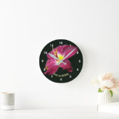 Lily Flower Personalisiert Runde Wanduhr (Zuhause)