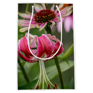 Lily Mittlere Geschenktüte