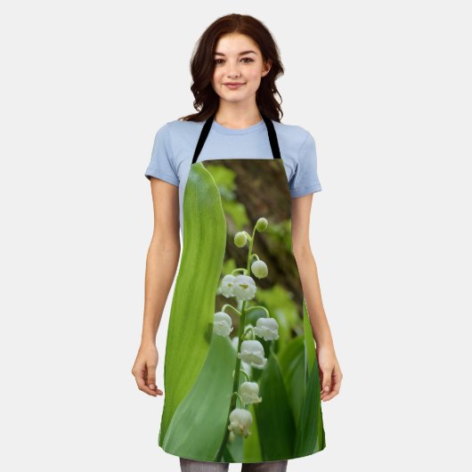 Lily of the Valley All Over Print Schürze (Getragen)