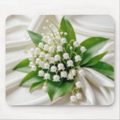 Lily of the Valley Bouquet on White Satin Mousepad (Vorne)