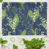 Lily of the Valley Dark Blue Background Geschirrtuch (Gefaltet)