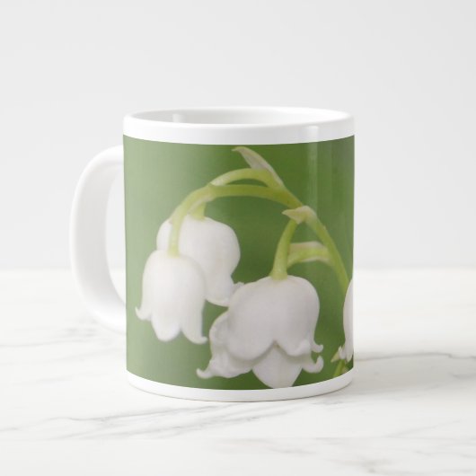 Lily of the Valley Jumbo-Tasse (Vorderseite Links)
