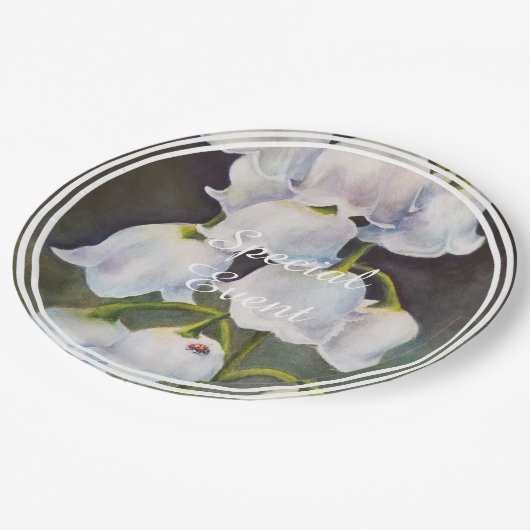 Lily of the Valley mit Lady Bug Pappteller (Schrägansicht)