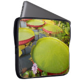 Lily Pads Laptop Sleeve (Vorne Rechts)
