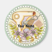 Lily Pearl Beautician Magnet (Vorne)