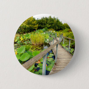 Lily Pond Abzeichen Button