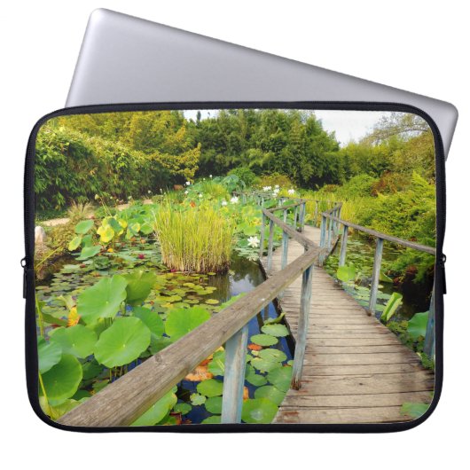 Lily Pond Laptop Sleeve (Vorderseite)