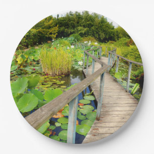 Lily Pond Paper Plate Pappteller