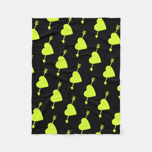 Lime Green Arrowed Heart Fleecedecke (Vorderseite)