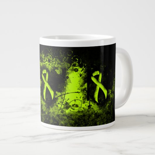 Lime Green Awareness Ribbon Grunge Herz Jumbo-Tasse (Vorderseite Rechts)
