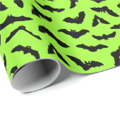 Lime Green Bat Pattern Halloween Geschenkpapier (Rolleneckpunkt)