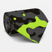 Lime Green Camouflage in Grau und Schwarz Krawatte (Gerollt)