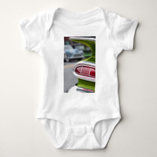 Lime Green Fin Baby Strampler (Vorderseite)