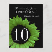 Lime Green Sunflower Wedding Tischnummer (Vorderseite)