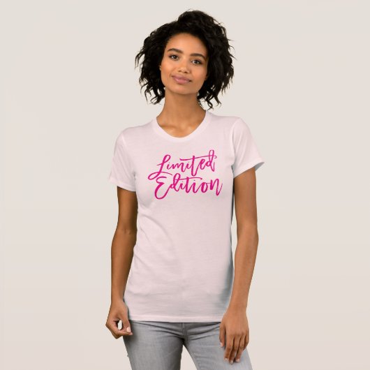 LIMITED EDITION minimale Skript trendy lustig pink T-Shirt (Vorne ganz)