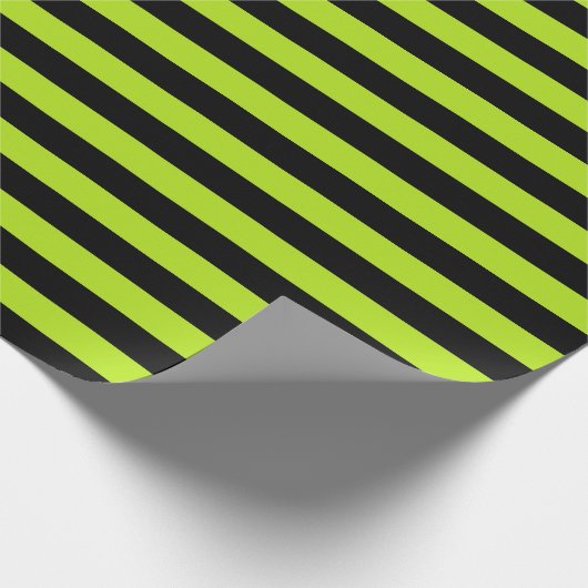 Limone grüne und schwarze Streifen Geschenkpapier (Ecke)