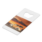 LIN56 TAN Woody.tif Geldbeutel Flaschenöffner (Rückseite Schrägansicht)