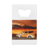 LIN56 TAN Woody.tif Geldbeutel Flaschenöffner (Rückseite)