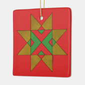 Lincolnshire Auseklis Witch Mark Red und Green Keramikornament (Links)