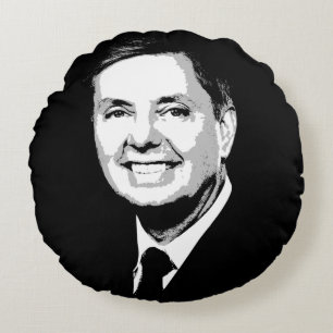 Lindsey Graham stellen gegenüber Rundes Kissen