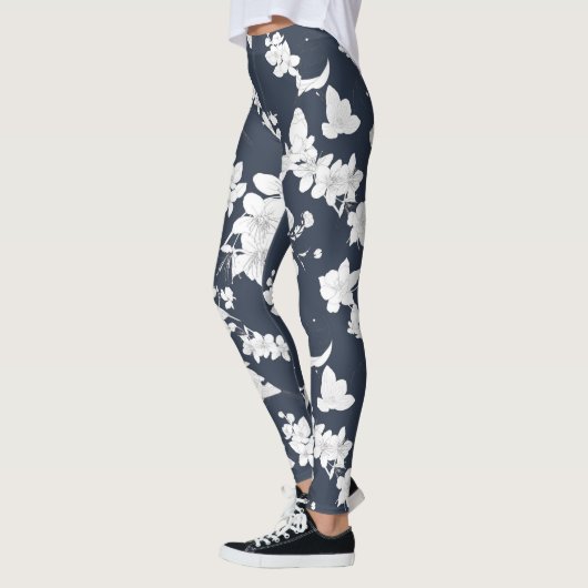 Line Art Spring Pattern Leggings (Links)