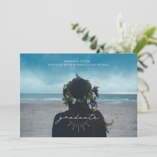 Line Art White Script Abschluss Horizontal Foto Ankündigung (Stehend Vorderseite)