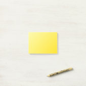 Lineare Steigung D1 - hellgelb zum dunklen Gelb Post-it Klebezettel (Auf Schreibtisch)