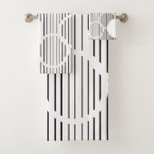 Lined Hexagons Badhandtuch Set (Insitu)