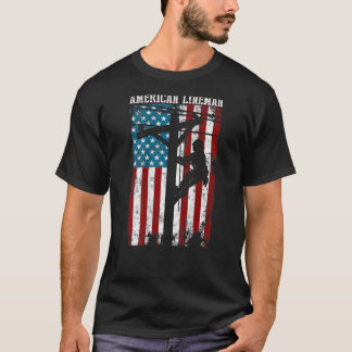 Lineman gibt die amerikanische Flagge Electric Cab T-Shirt