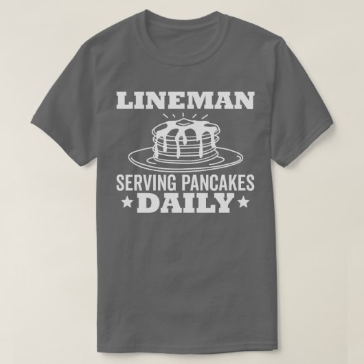 Lineman Pancake serviert täglich Pfannkuchen T-Shirt (Design vorne)