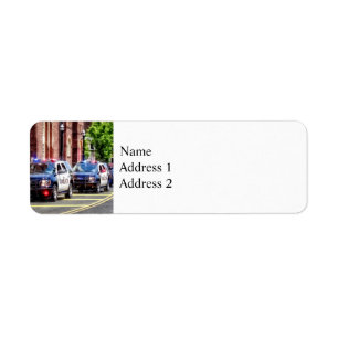 Linie der Polizeiwagen