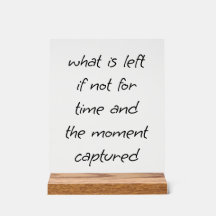 Links akryllisches Zeichen