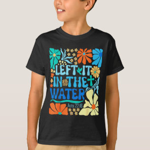 Links ließ es im Wasser Vintage Boho Getauft Chris T-Shirt