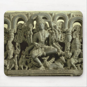 Lintel, der die Dreiheit darstellt: Siva, Brahma Mousepad