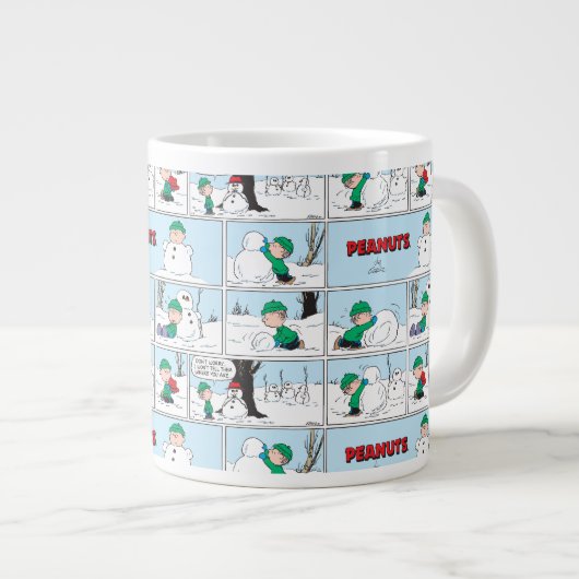 Linus baut einen Schneemann Jumbo-Tasse (Vorderseite Rechts)