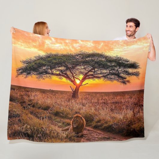 LION AUF DEN AFRIKANISCHEN SPIELEN FLEECEDECKE (Beispiel)