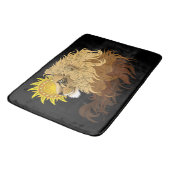 Lion Black Yellow Mandala Sun Badematte (Schrägansicht)