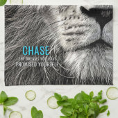 Lion Chase Your Dreams Geschirrtuch (Gefaltet)