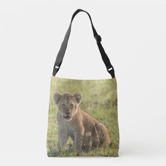 Lion Cub Natural Setting Crossbody Bag Tragetaschen Mit Langen Trägern (Rückseite)