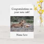 Lion cub neue Baby Gratulations Karte (Gelbe Blume)