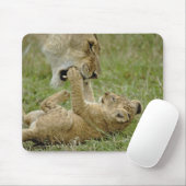 Lion Cub Playing Mousepad (Mit Mouse)