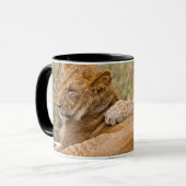 Lion Cubs Lounging Tasse (Vorderseite Links)