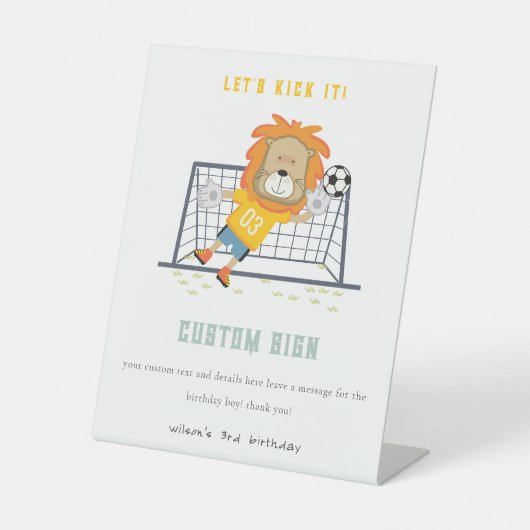 Lion Goalkeeper Soccer Custom Birthday Party Sockelschild (Vorderseite)