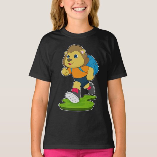 Lion Hiker Backpack T-Shirt (Vorderseite)
