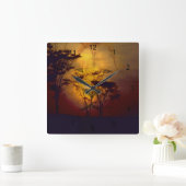 Lion mit Blick auf Sonnenuntergang Quadratische Wanduhr (Zuhause)
