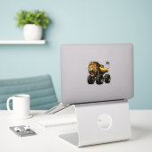 Lion Off Road Monster Truck Aufkleber (Laptop auf Schreibtisch)