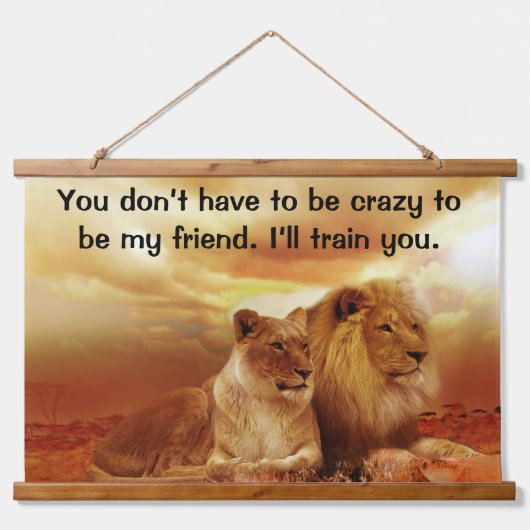 Lion Pair sitzt zusammen Wandteppich Mit Holzrahmen (Vorne)