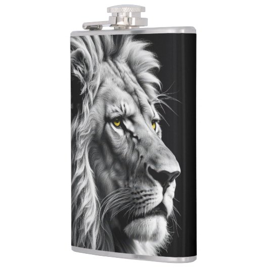 Lion Portrait Flachmann (Links)