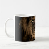 Lion Portrait Nah hoch Kaffeetasse (Links)